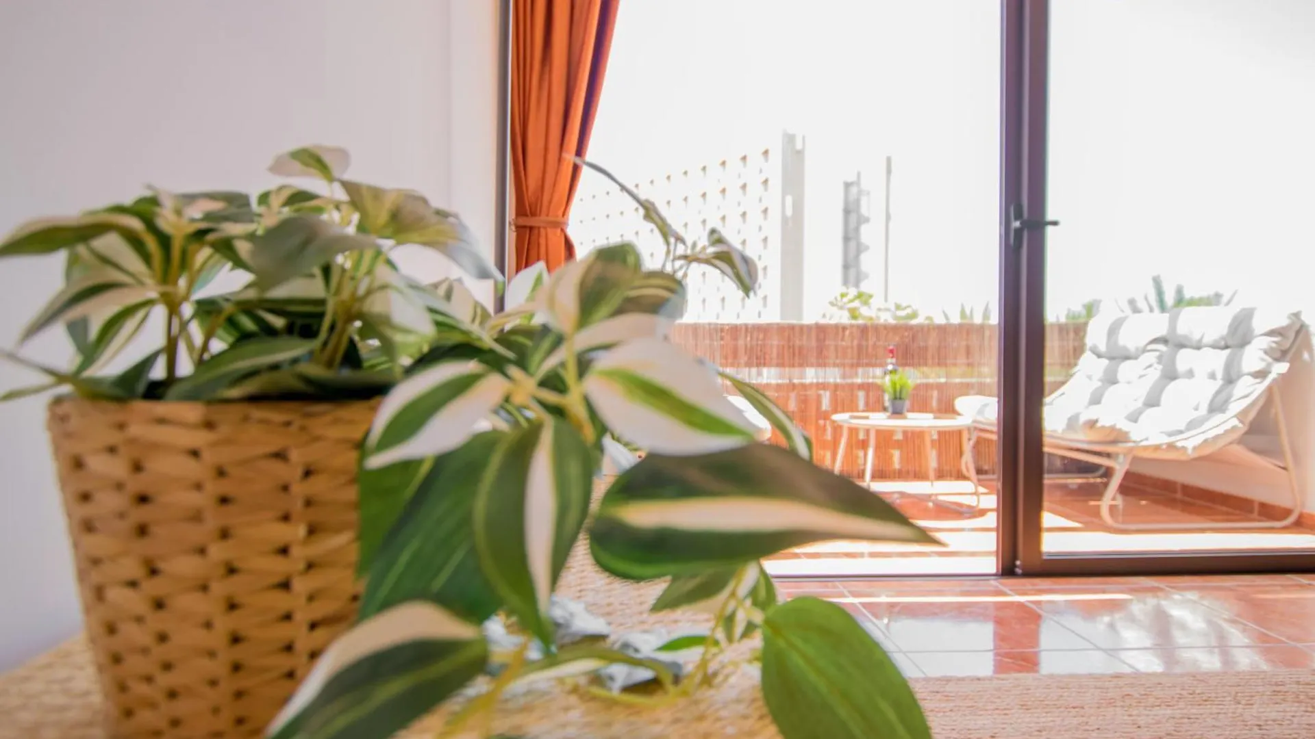 Las Americas Sea View - Tenesol Rentals Arona
